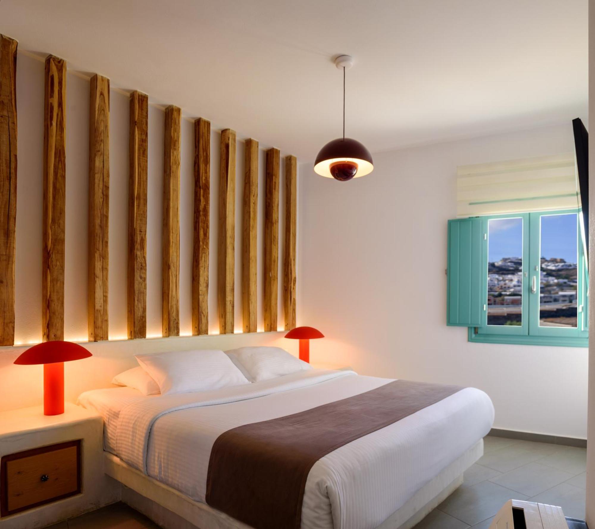 Neptune Luxury Suites Akrotiri  Exterior photo